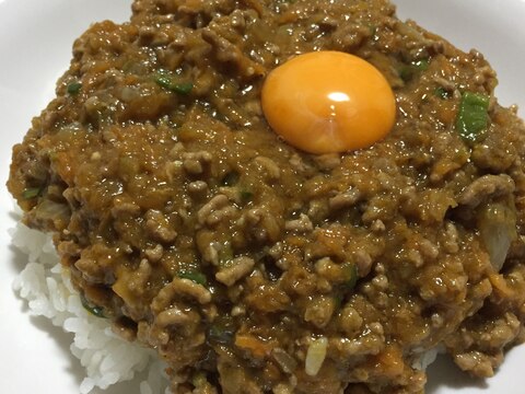 野菜嫌いでも完食するドライカレー